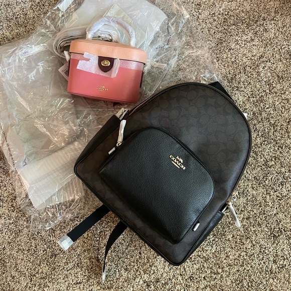 Large Court Backpack In Signature Canvas Black / Brown - Picture 15 of 15